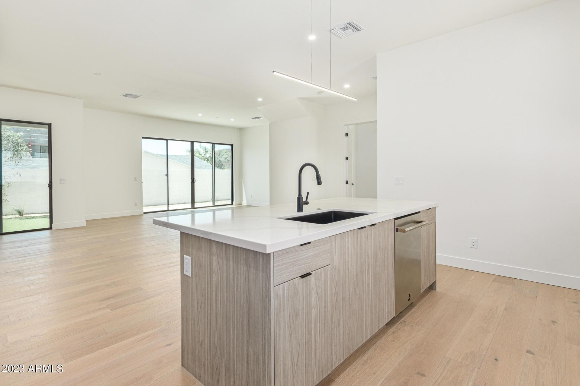 1625 East Lamar Road, Unit 1 Phoenix, AZ 85016 - Photo 6 of 43 Photo #9