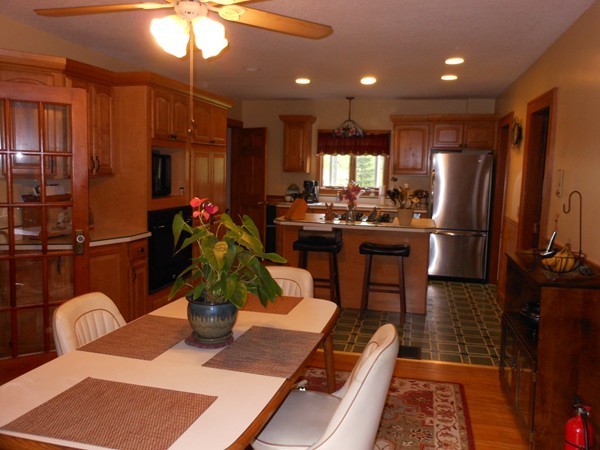 45 Labelle Street West Springfield, MA 01089 - Photo 4 of 30 Gallery Image 4