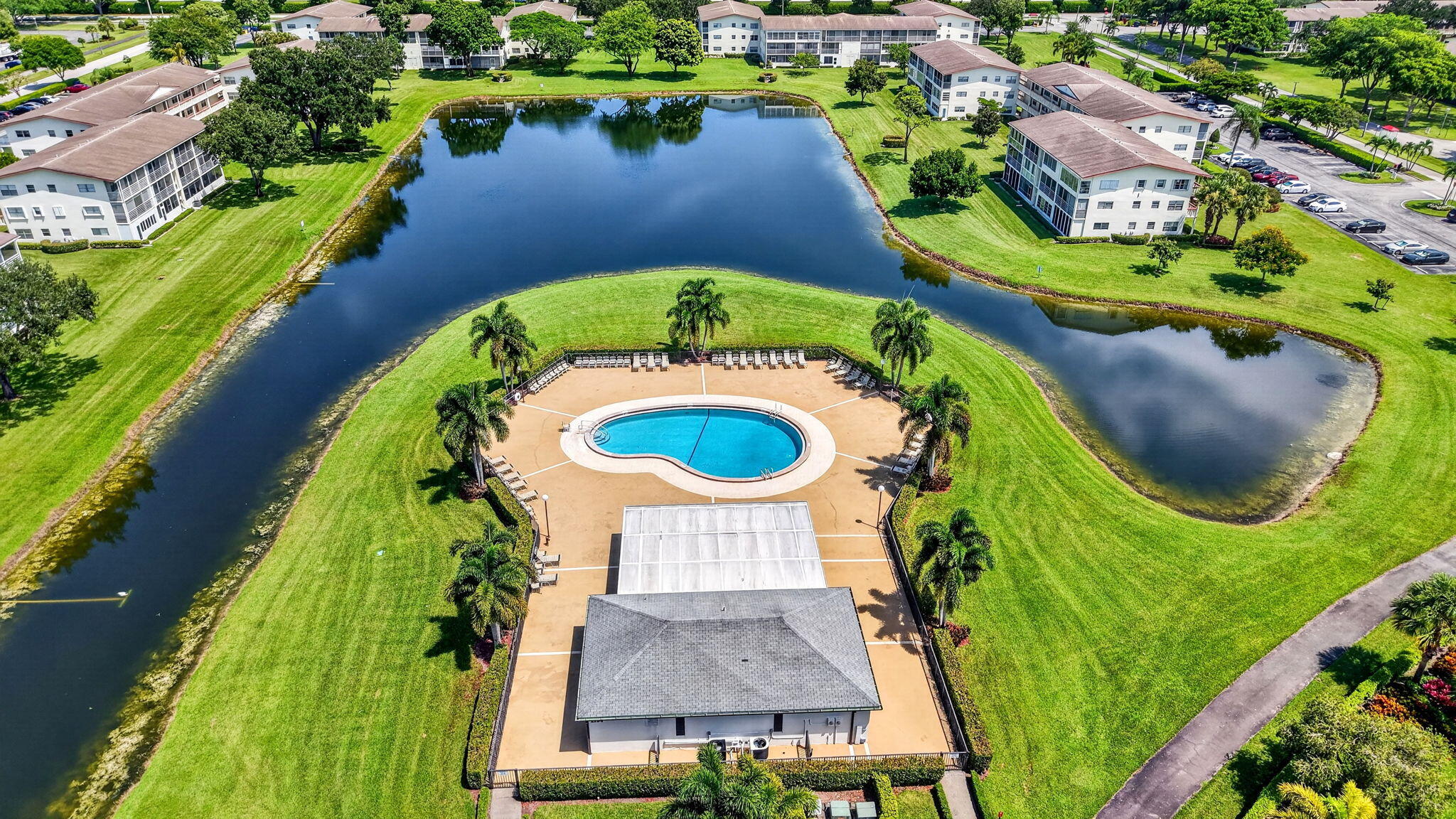 236 Preston Way, Unit F Boca Raton, FL 33434 - Photo 35 of 87 39-web-or-mls-DJI_20260820120320_0281_D