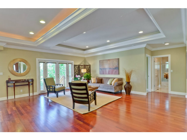 10690 Merriman Road Cupertino, CA 95014 - Photo 11 of 25 Gallery Image 11