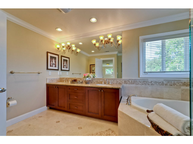 10690 Merriman Road Cupertino, CA 95014 - Photo 19 of 25 Gallery Image 19