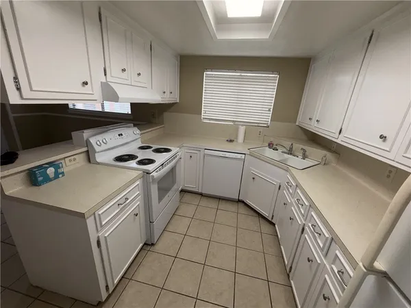 $1,650 | 5313 Carriage Lane, Corpus Christi, TX 78415