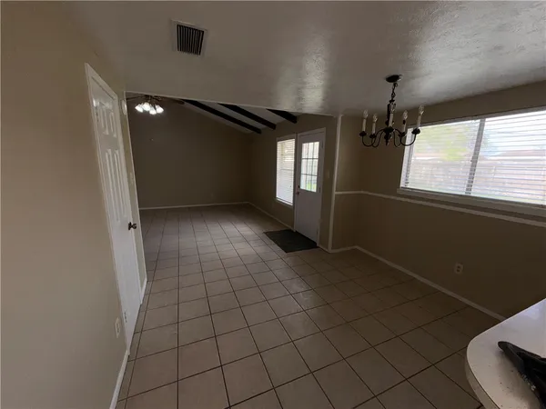 $1,650 | 5313 Carriage Lane, Corpus Christi, TX 78415