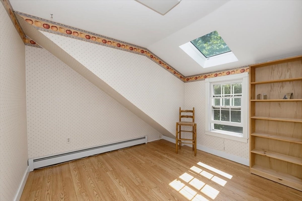 69 Hall Street Dunstable, MA 01827 - Photo 7 of 40