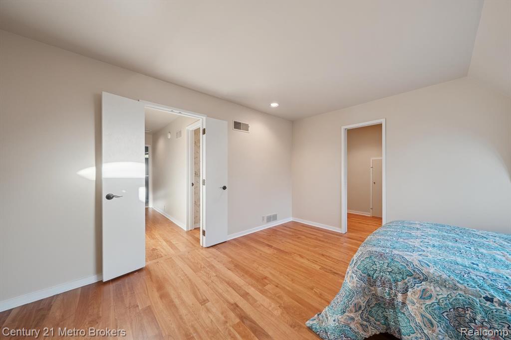 9095 South Saginaw Road, Unit 23 Grand Blanc, MI 48439 - Photo 30 of 54
