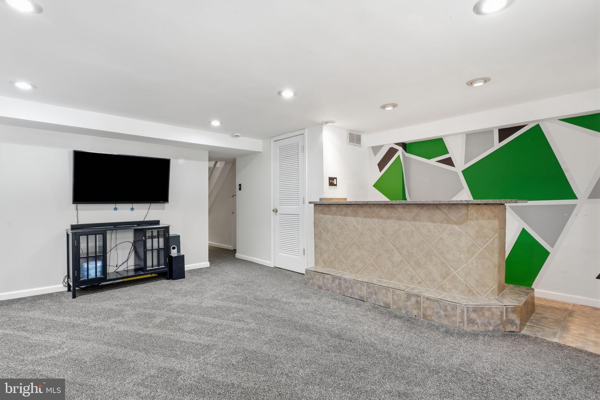 11950 Dumont Road Philadelphia, PA 19116 - Photo 27 of 36 Gallery Image 27
