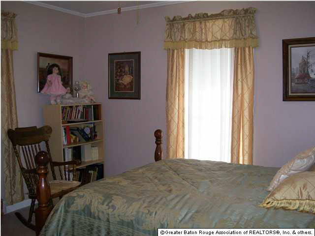 7485 Hunstock Road Denham Springs, LA 70706 - Photo 11 of 18 Gallery Image 11