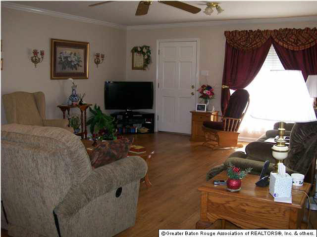 7485 Hunstock Road Denham Springs, LA 70706 - Photo 4 of 18 Gallery Image 4