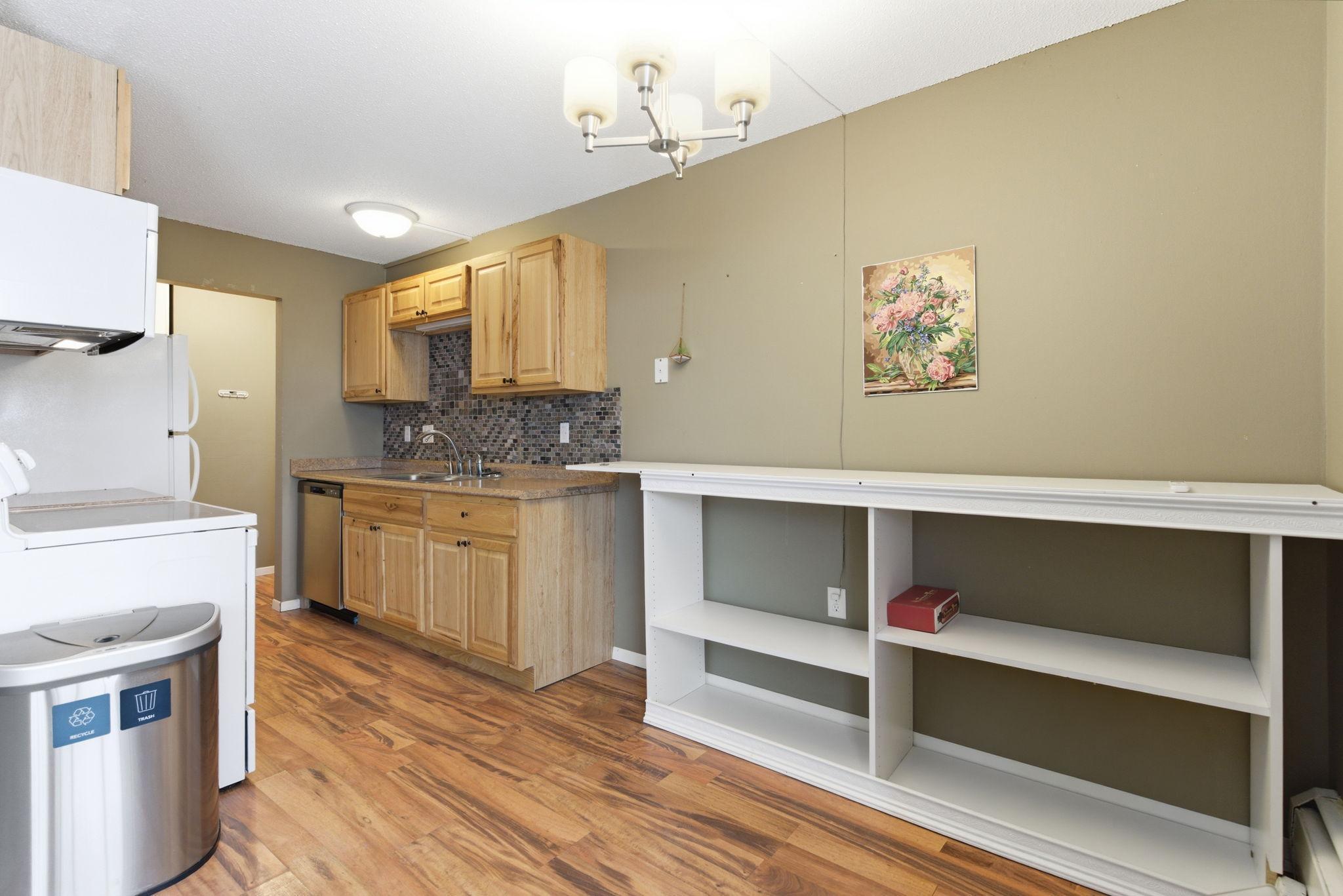 1023 Smetana Road, Unit 6 Hopkins, MN 55343 - Photo 6 of 14