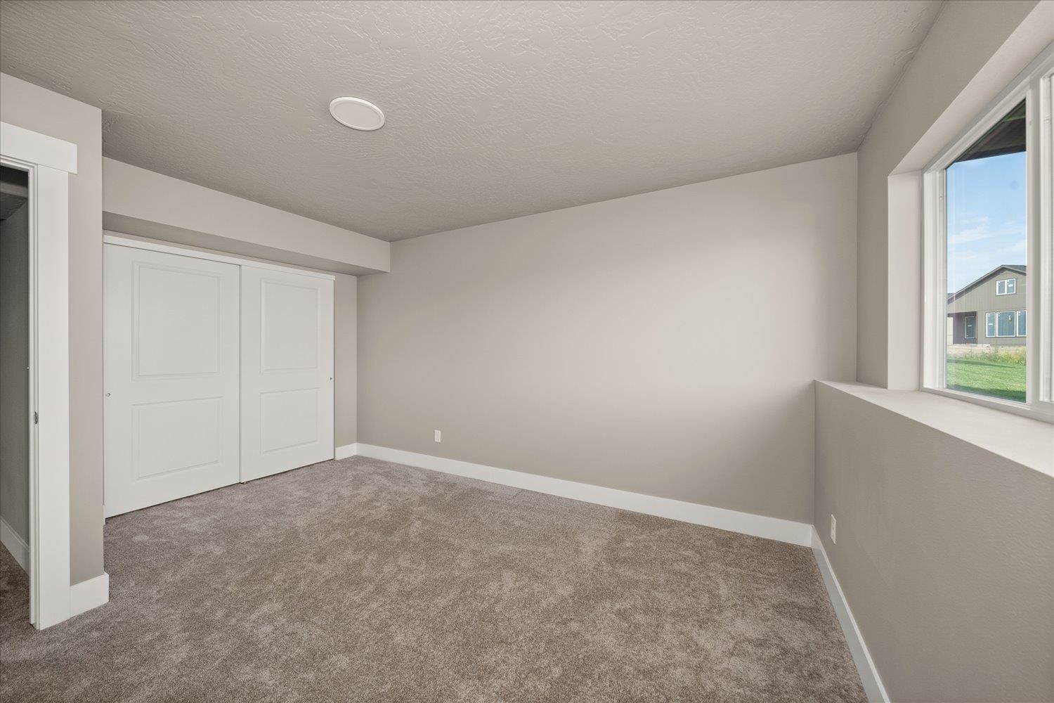 8398 North Oak Street Spokane, WA 99208 - Photo 23 of 30 Gallery Image 23