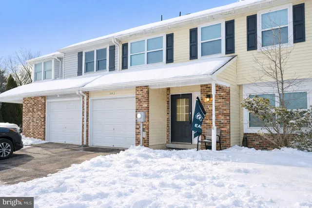 $360,000 | 303 Foxwood Lane, Marlton, NJ 08053