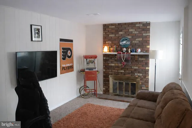 $360,000 | 303 Foxwood Lane, Marlton, NJ 08053