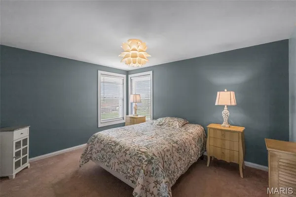 $335,000 | 839 Meadow Acres Lane, St. Louis, MO 63125