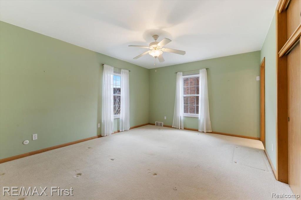 754 Shelden Road Grosse Pointe Shores, MI 48236 - Photo 23 of 44