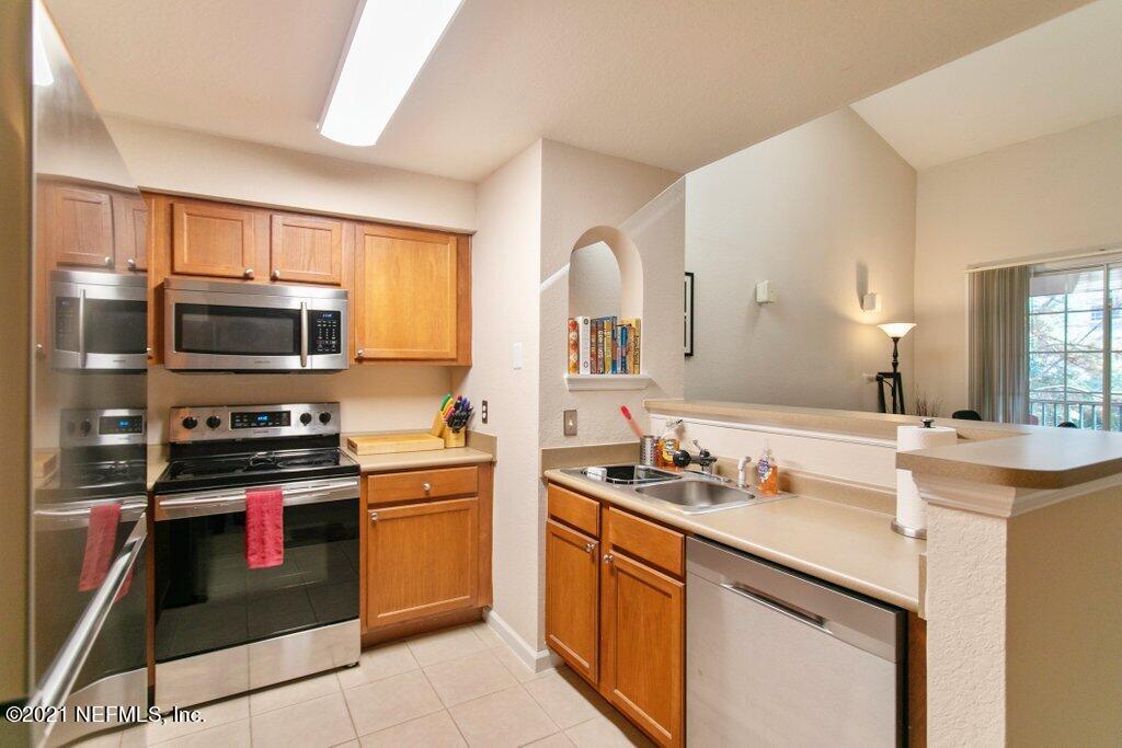 8550 Touchton Road, Unit 2136 Jacksonville, FL 32216 - Photo 17 of 44 8550 Touchton Rd Unit 2136 (20).jpg-SMAL