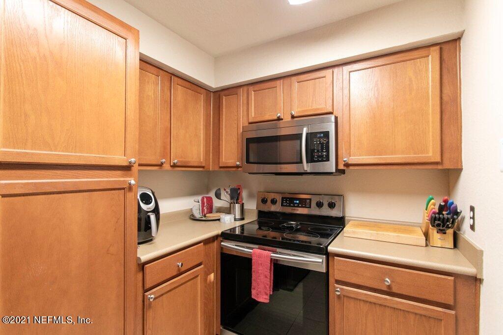 8550 Touchton Road, Unit 2136 Jacksonville, FL 32216 - Photo 18 of 44 8550 Touchton Rd Unit 2136 (21).jpg-SMAL