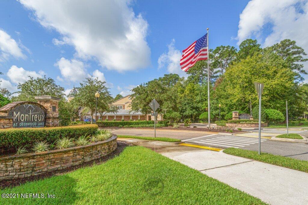 8550 Touchton Road, Unit 2136 Jacksonville, FL 32216 - Photo 24 of 44 OHO Amenities Library - Montreaux at Dee