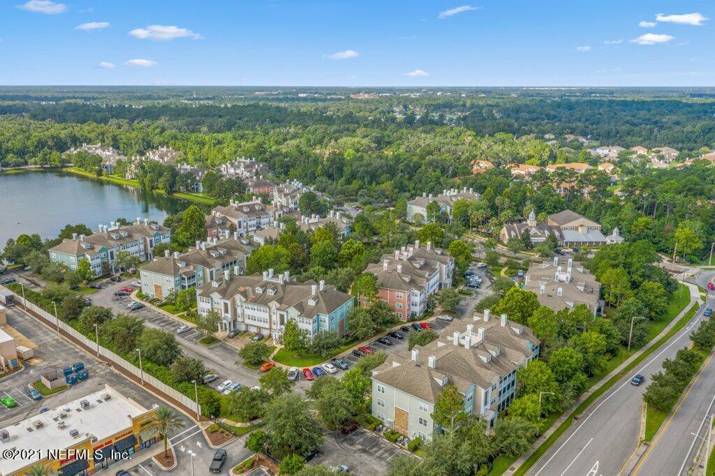 8550 Touchton Road, Unit 2136 Jacksonville, FL 32216 - Photo 33 of 44 OHO Amenities Library - Montreaux at Dee