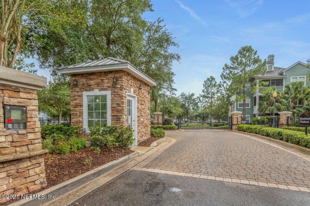 8550 Touchton Road, Unit 2136 Jacksonville, FL 32216 - Photo 44 of 44 OHO Amenities Library - Montreaux at Dee