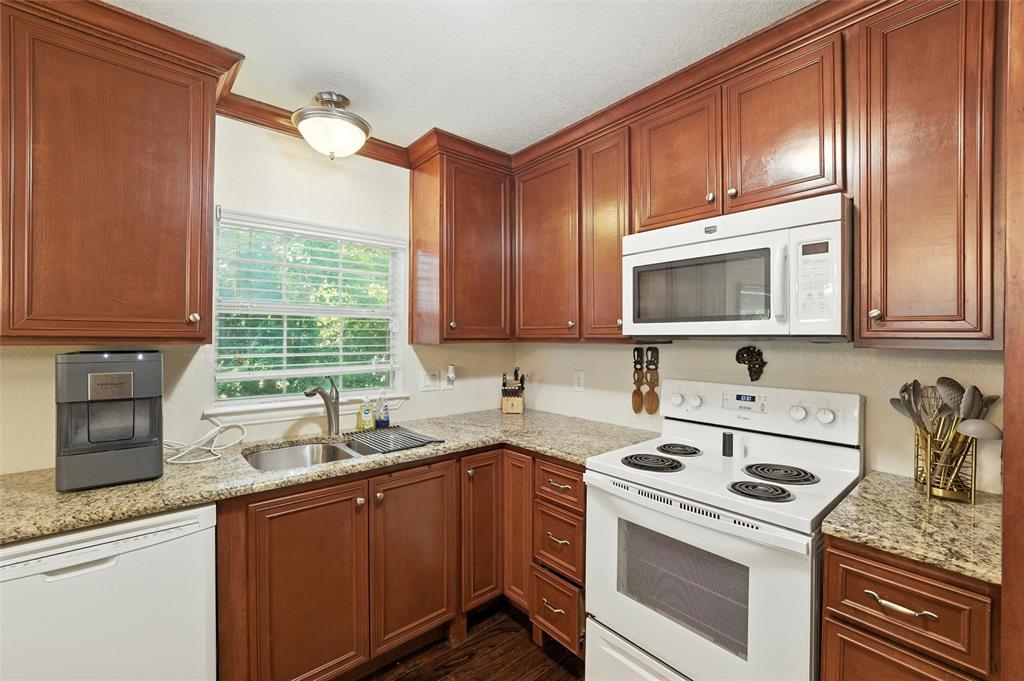 5016 Thompson Terrace Colleyville, TX 76034 - Photo 16 of 30