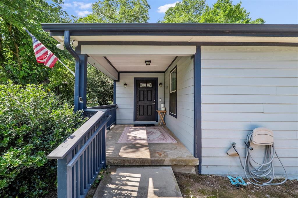 5016 Thompson Terrace Colleyville, TX 76034 - Photo 7 of 30