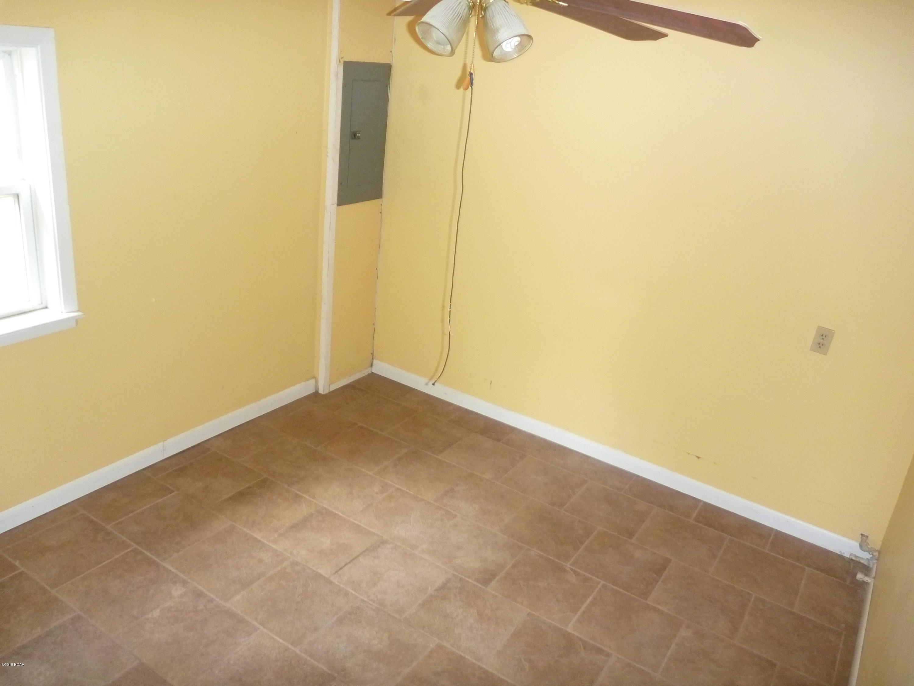 19432 Brandon Road Fountain, FL 32438 - Photo 5 of 14 Gallery Image 5