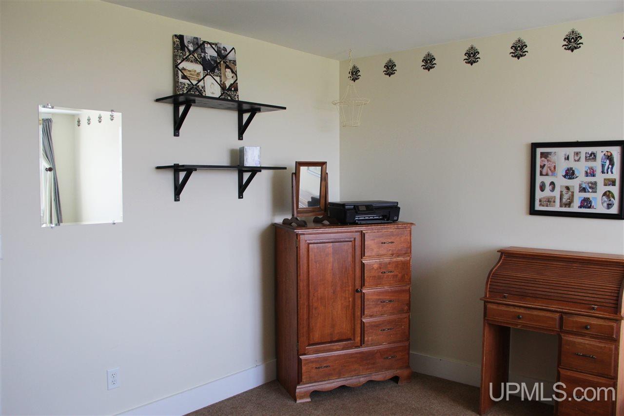 22636 Hilltop Road Hancock, MI 49930 - Photo 29 of 35 Gallery Image 29