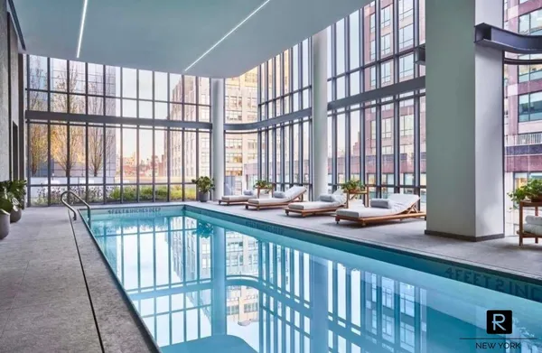 $4,200,000 | 565 Broome Street, Unit S8C | Hudson Square