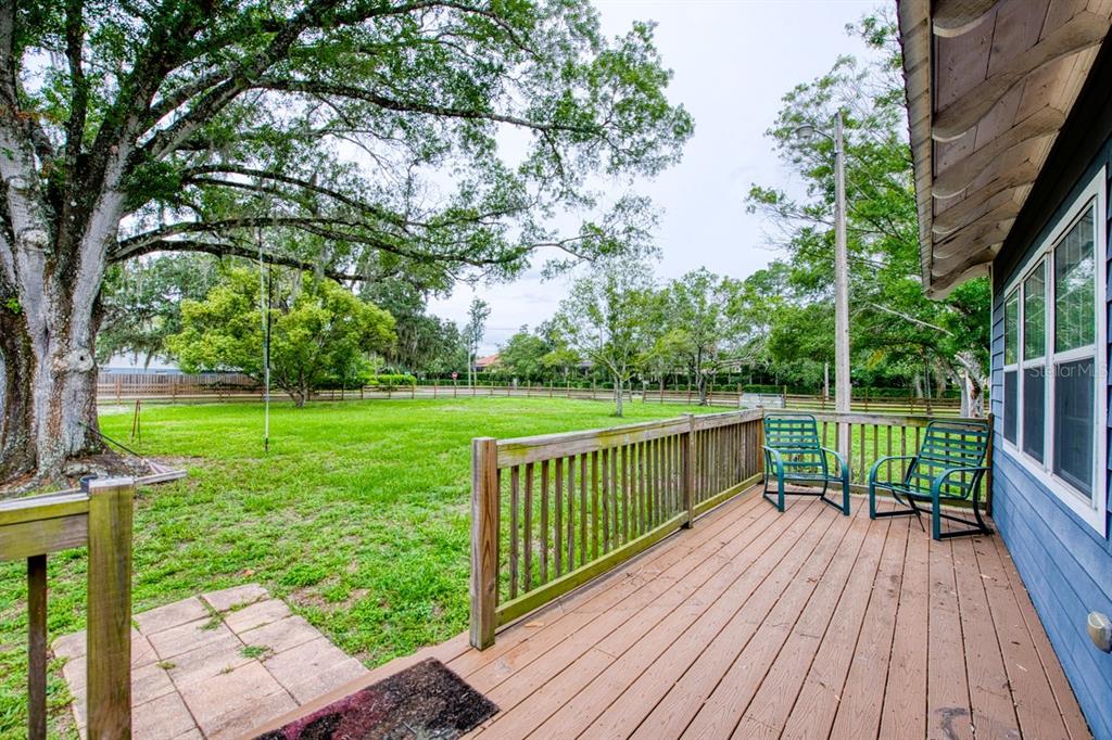 17321 Simmons Road Lutz, FL 33548 - Photo 28 of 40