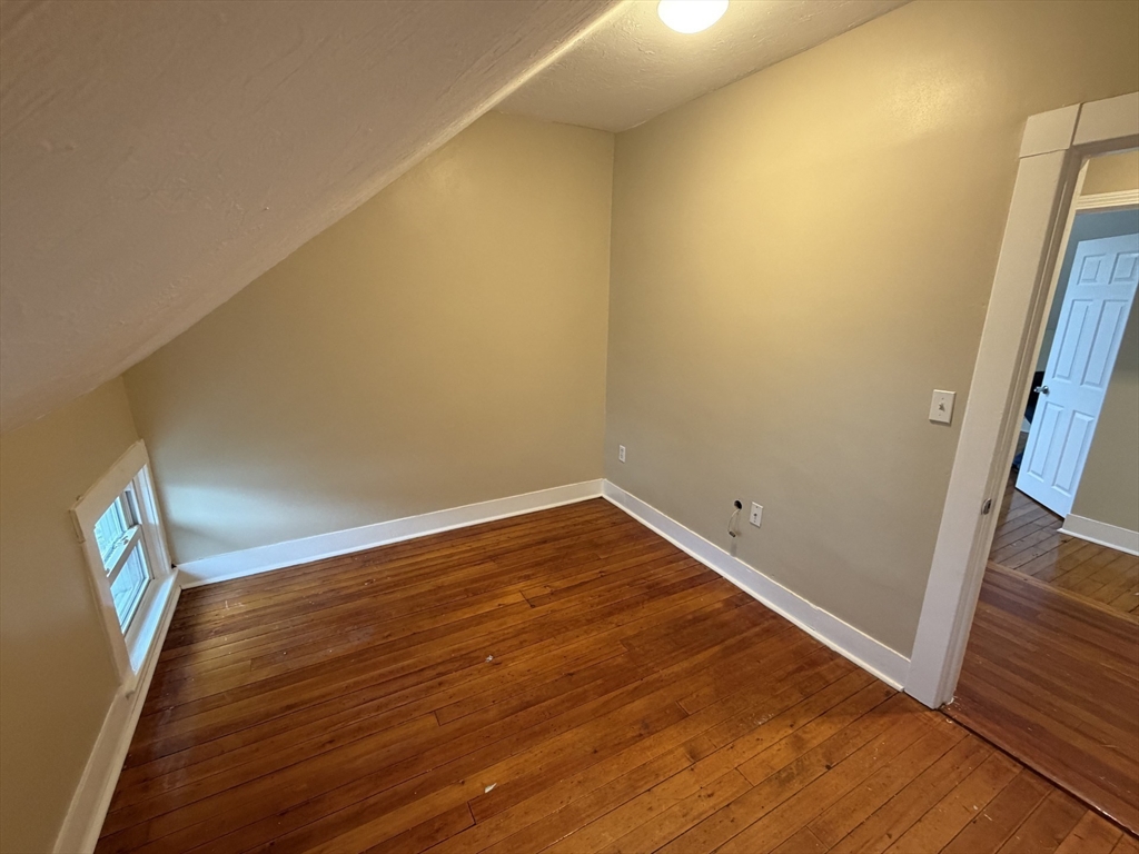 220 Osborn Street, Unit 3 Fall River, MA 02724 - Photo 20 of 24