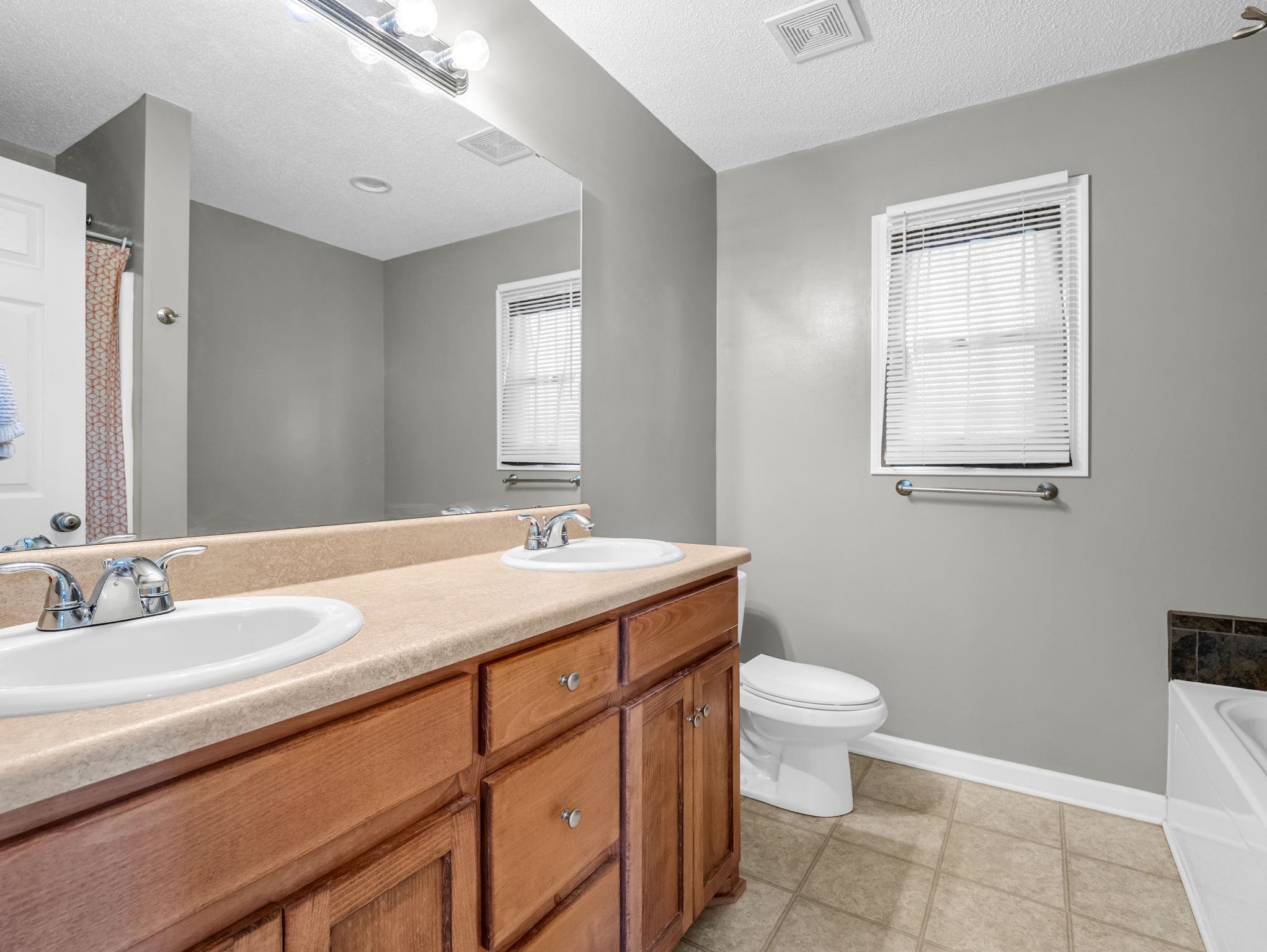 169 Oakbrook Lane Gaffney, SC 29341 - Photo 29 of 43