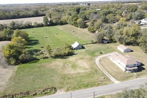 $675,000 | 501 North Platte Avenue, Edgerton, MO 64444