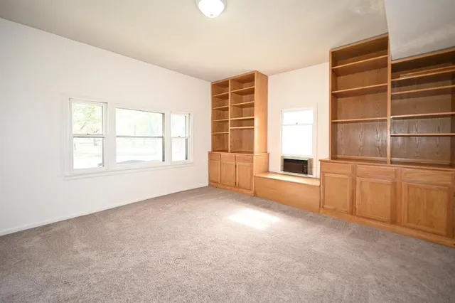 $749,000 | 501 North Platte Avenue, Edgerton, MO 64444