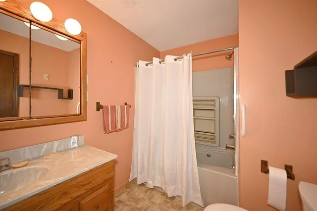 $749,000 | 501 North Platte Avenue, Edgerton, MO 64444