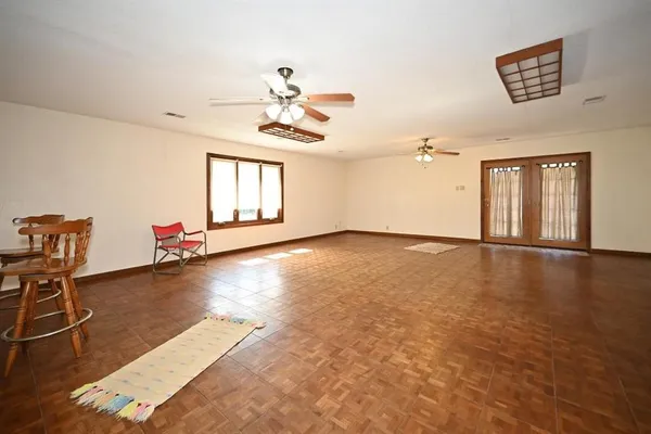 $675,000 | 501 North Platte Avenue, Edgerton, MO 64444