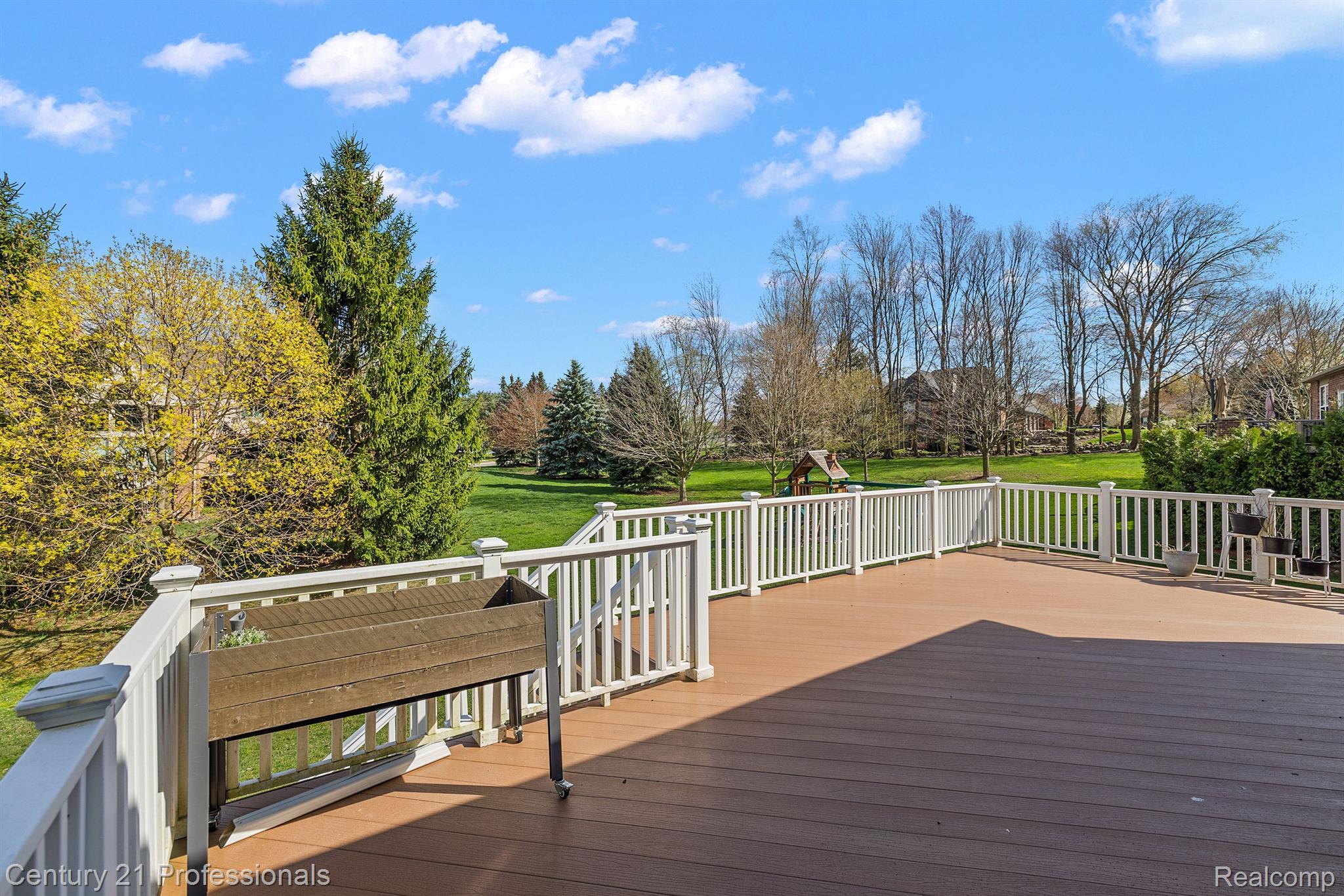 6921 Oakhurst Ridge Road Clarkston, MI 48348 - Photo 58 of 74 Gallery Image 58