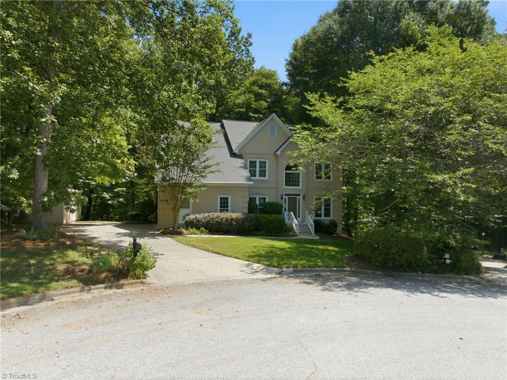 3205 Rider Court Jamestown, NC 27282 - Photo 2 of 46