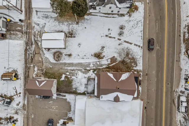 $1 | 104 Center Street, Wonewoc, WI 53968