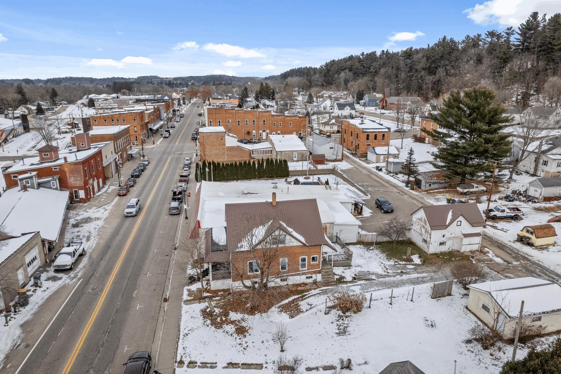 104 Center Street Wonewoc, WI 53968 - Photo 25 of 27