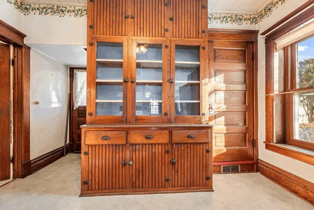 $1 | 104 Center Street, Wonewoc, WI 53968