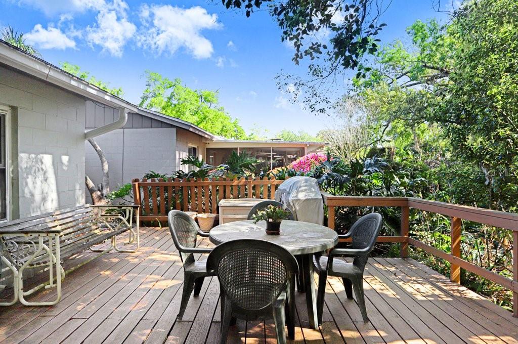 14931 Old Pointe Road Tampa, FL 33613 - Photo 22 of 26