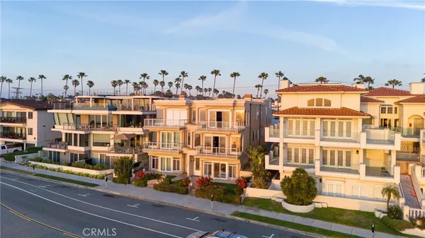 $3,795,000 | 814 Esplanade, Unit A, Redondo Beach, CA 90277