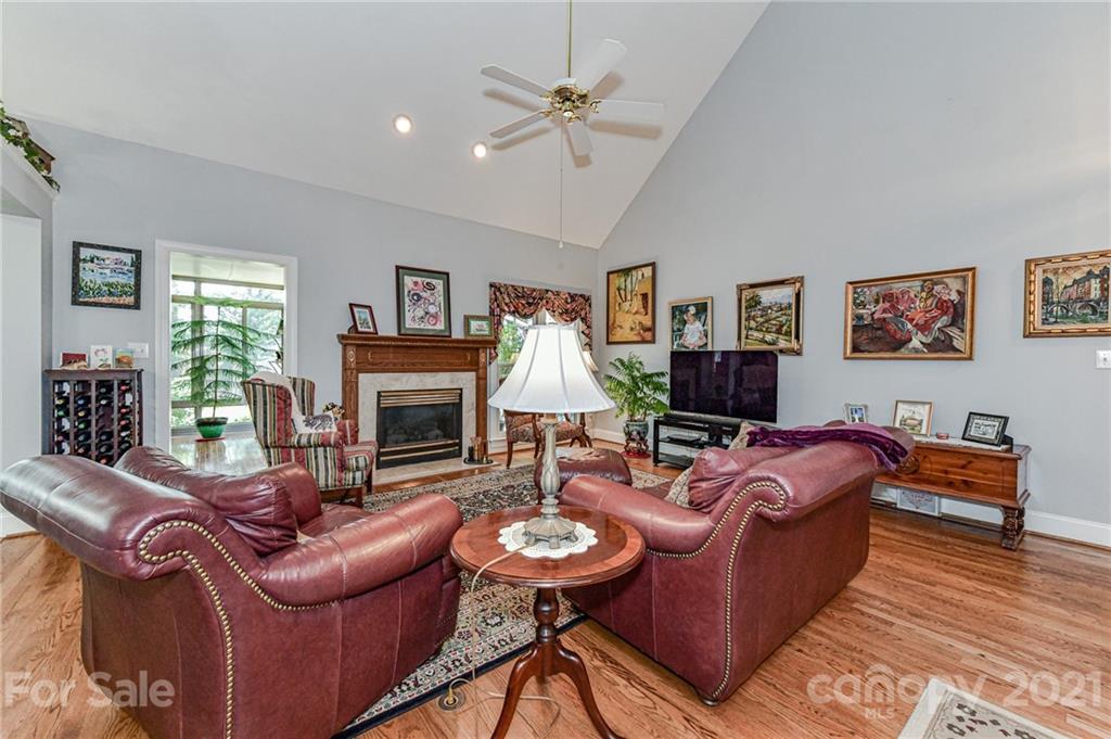 8119 Stevens Mill Road Matthews, NC 28104 - Photo 11 of 37 Gallery Image 11