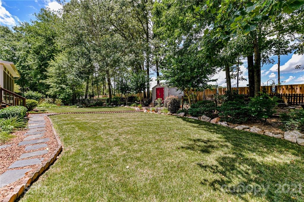 8119 Stevens Mill Road Matthews, NC 28104 - Photo 33 of 37 Gallery Image 33