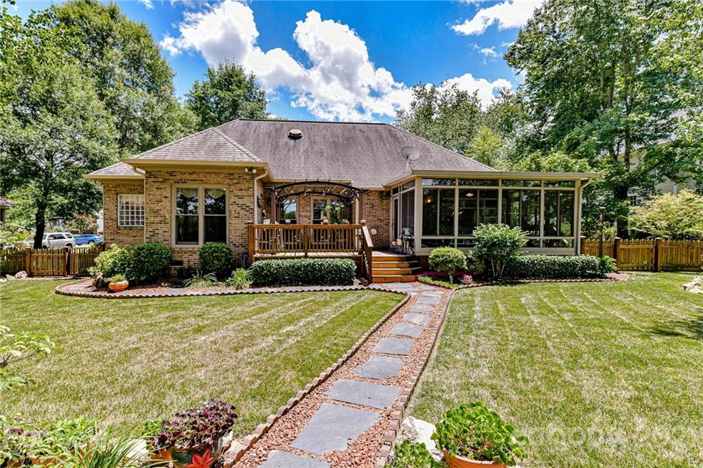 8119 Stevens Mill Road Matthews, NC 28104 - Photo 35 of 37 Gallery Image 35