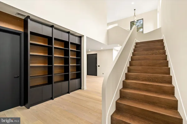 $4,250,000 | 114 Lambert Drive, Princeton, NJ 08540