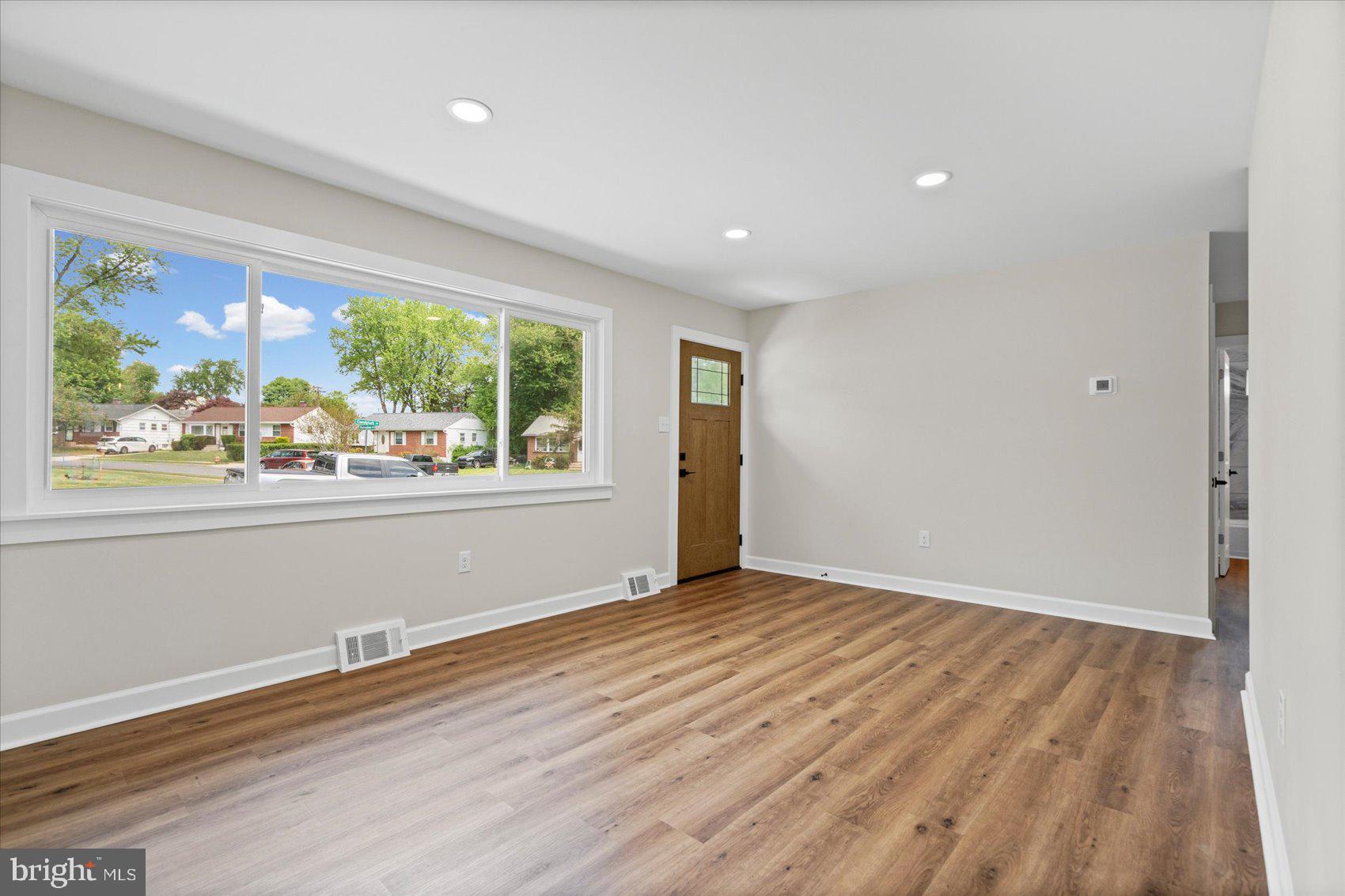 247 Candytuft Road Reisterstown, MD 21136 - Photo 11 of 35