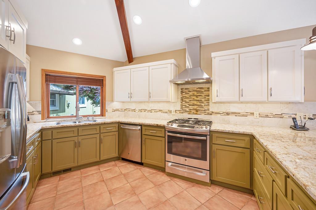 29082 Ridge View Road Foresthill, CA 95631 - Photo 17 of 78