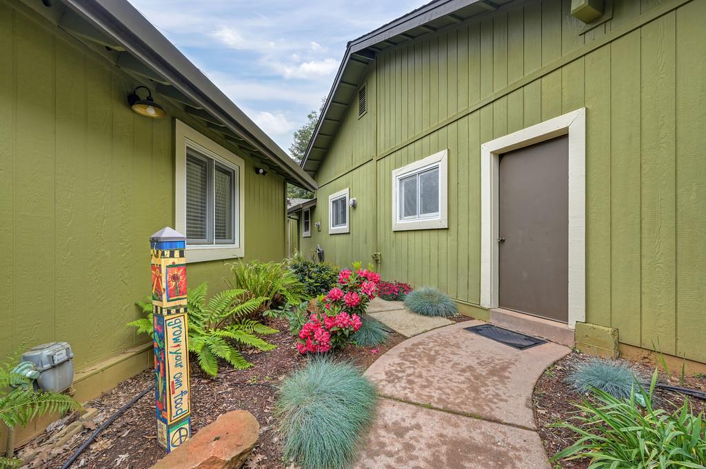 29082 Ridge View Road Foresthill, CA 95631 - Photo 46 of 78