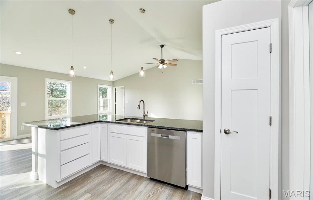 28558 Shallow Waters Road Wright City, MO 63390 - Photo 33 of 62